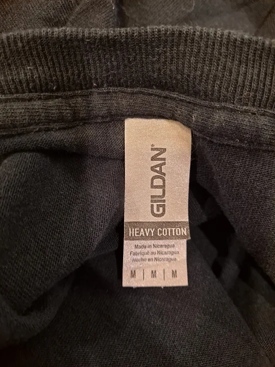 Gildan Black Tee with Red Rose Day of the Dead Woman Graphic Heavy Cotton - Picture 5 of 7